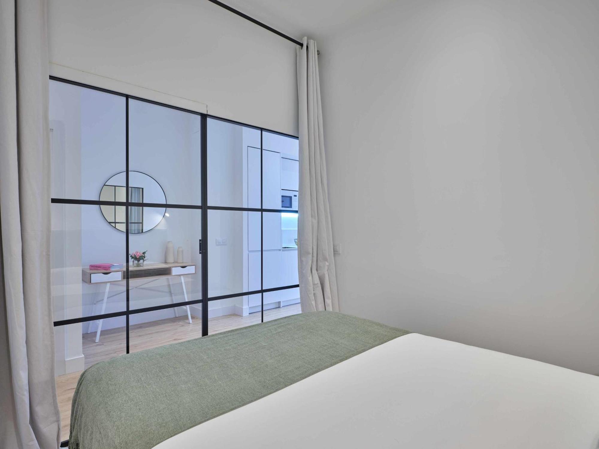Paseo Suites Hotel Madrid Rum bild