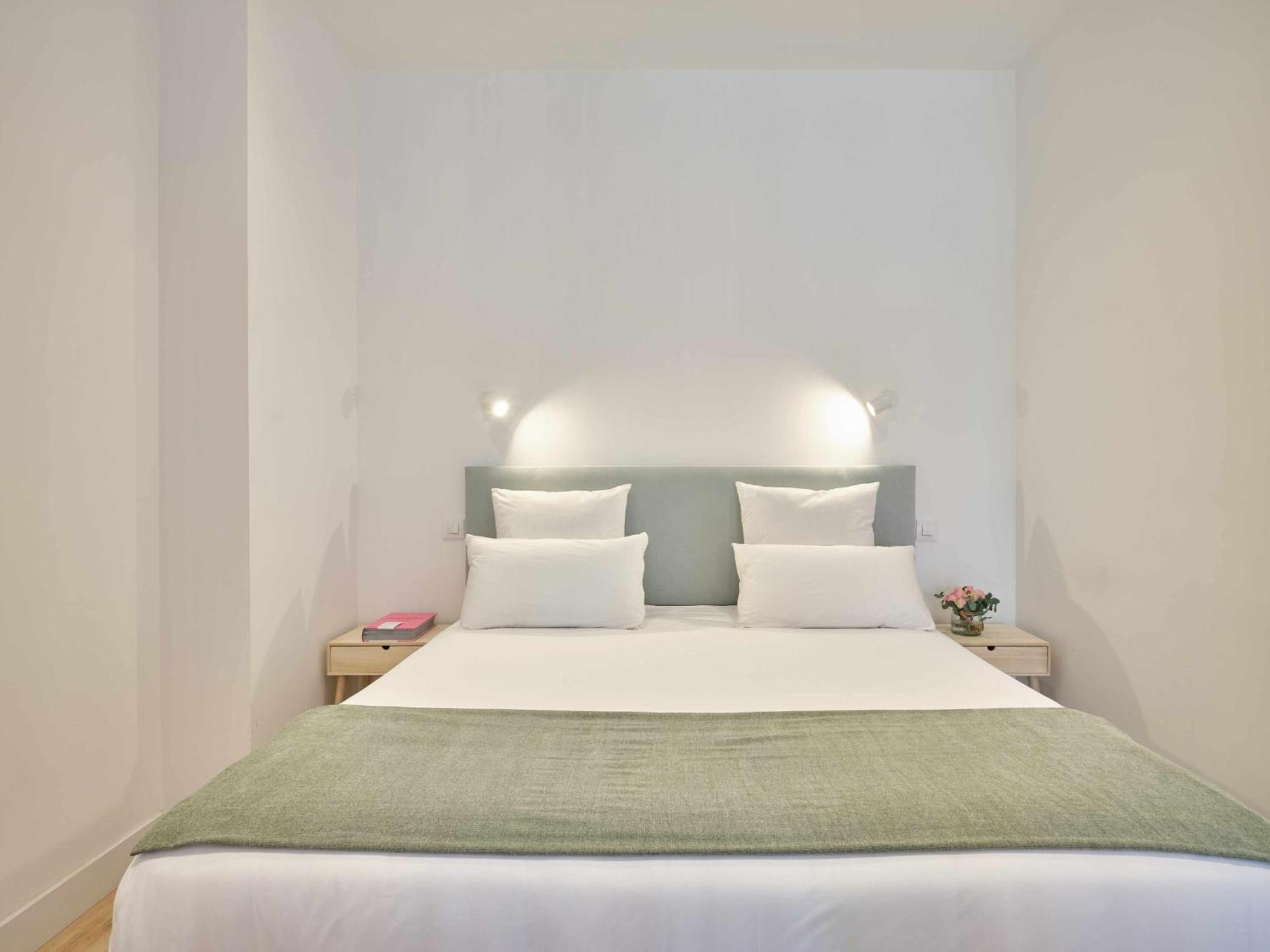 Paseo Suites Hotel Madrid Rum bild